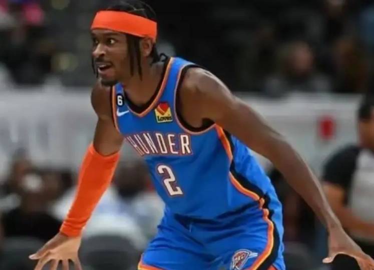 而阿尔巴则 而阿尔巴则