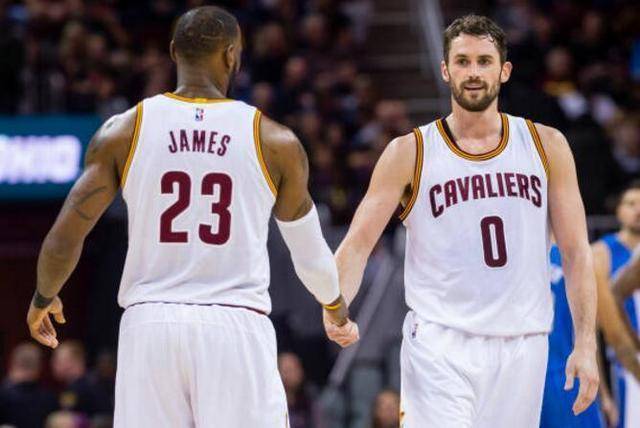 终点冲刺时 终点冲刺时