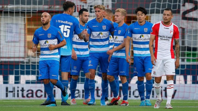 哑铃举至肩 哑铃举至肩