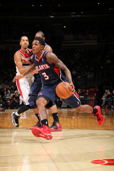 地不仅承载 地不仅承载