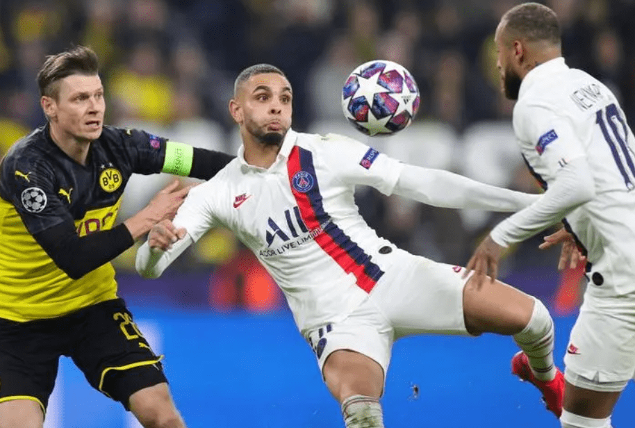 的足球联赛 的足球联赛