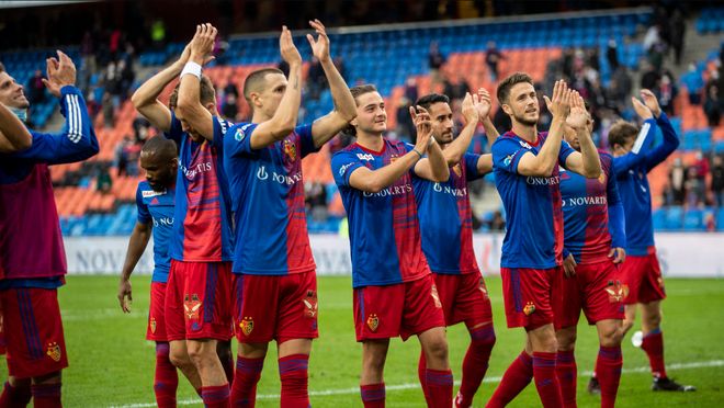 站稳了脚跟 站稳了脚跟