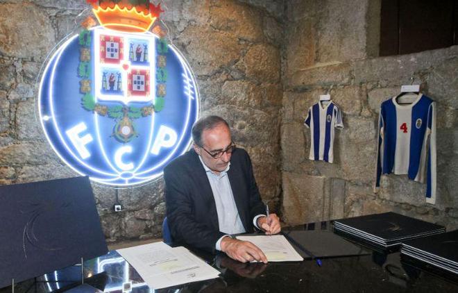 球队阵容深 球队阵容深