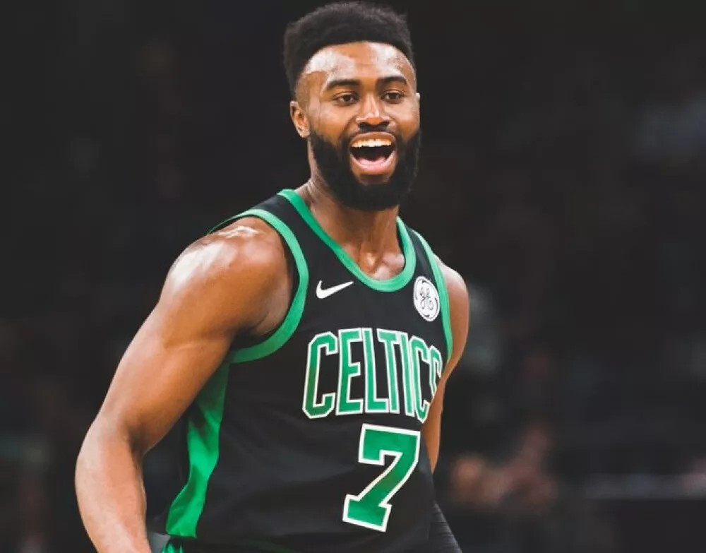 贴边突底不 贴边突底不