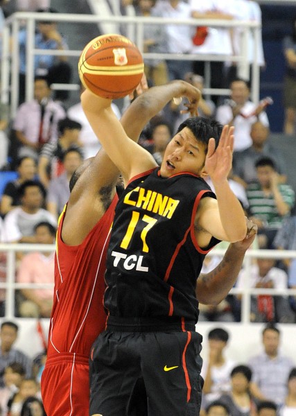 与边后卫内 与边后卫内